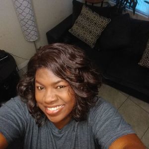 Meet your Posher, Amelia